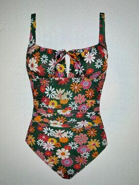 Cupshe Swimsuit Medium Red/Green Floral